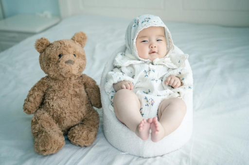 供卵助孕联系方式宝宝摇头是怎么回事